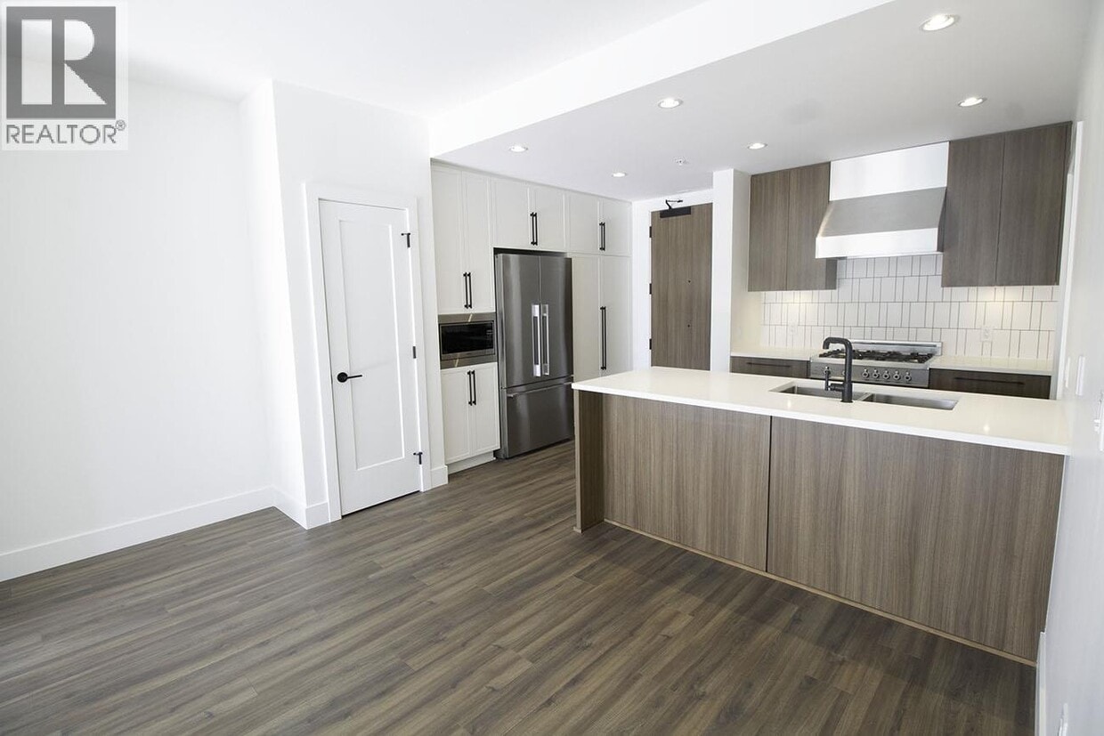 Photo principale - 6933 Cambie St.