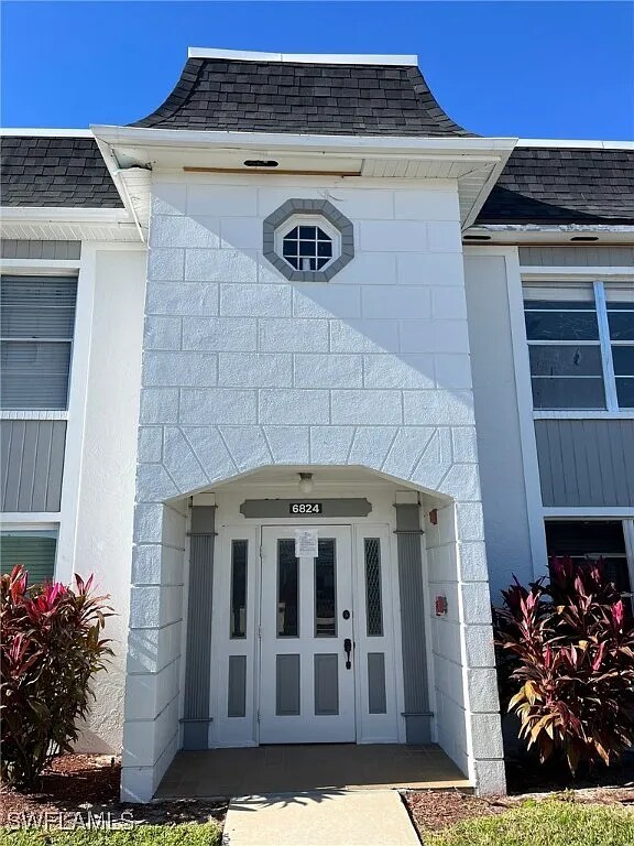 Foto del edificio - 6824 Sandtrap Dr N