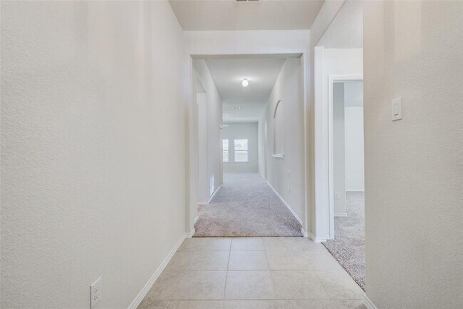 Building Photo - 1165 Dravite Dr