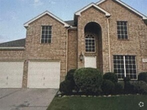 Building Photo - 203 Lairds Dr