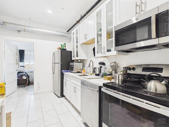 Foto del edificio - 1010 W 26th St