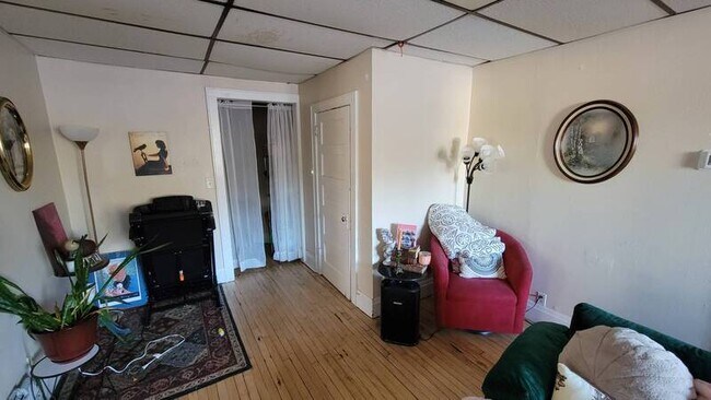 Foto del edificio - 1229 Commonwealth Ave