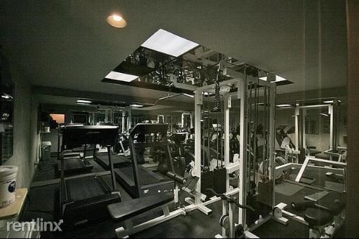 Foto del edificio - 3590 N Lake Shore Dr