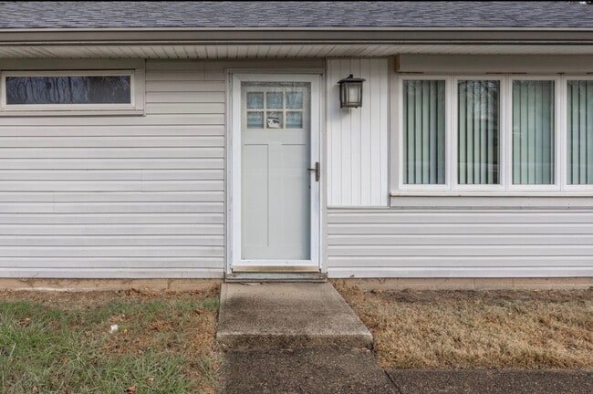 Foto del edificio - 2006 Randall Rd