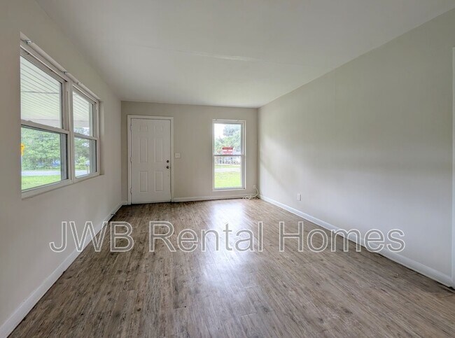 Building Photo - 6051 Park St