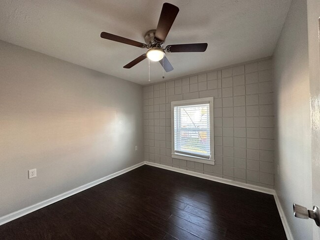 Interior Photo - Studio 28 Apartments