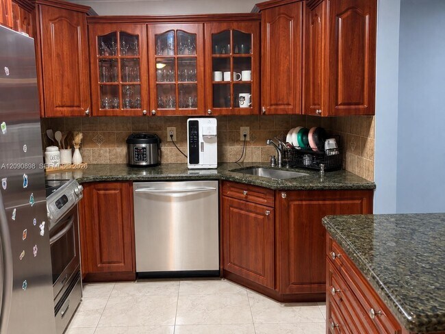 Foto del edificio - 16751 NE 9th Ave