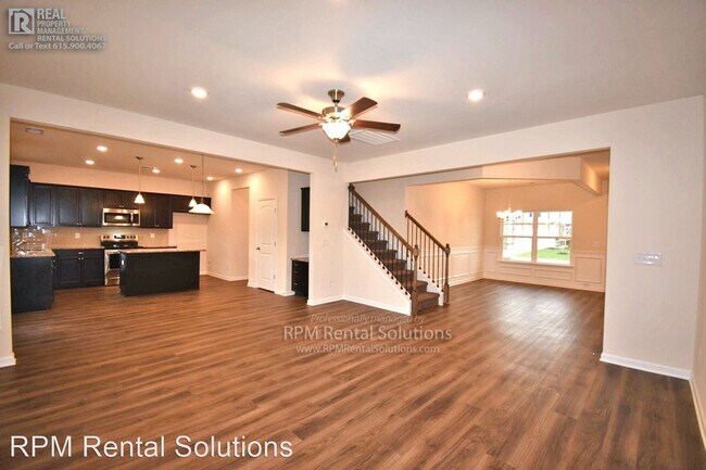 Building Photo - 4 br, 2.5 bath House - 309 Petunia Drive