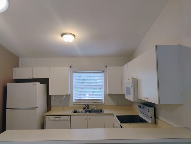 Foto del edificio - 2205 Wayne Ave S