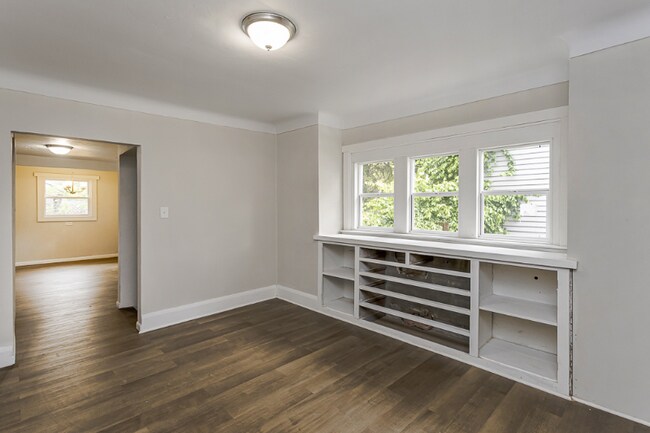 Foto del edificio - 4440 Fairview Dr