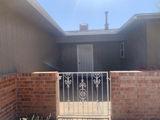 Building Photo - NE Heights 3 bedroom