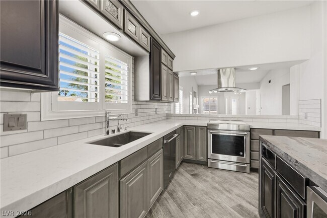 Building Photo - 3333 Indian Moon Dr