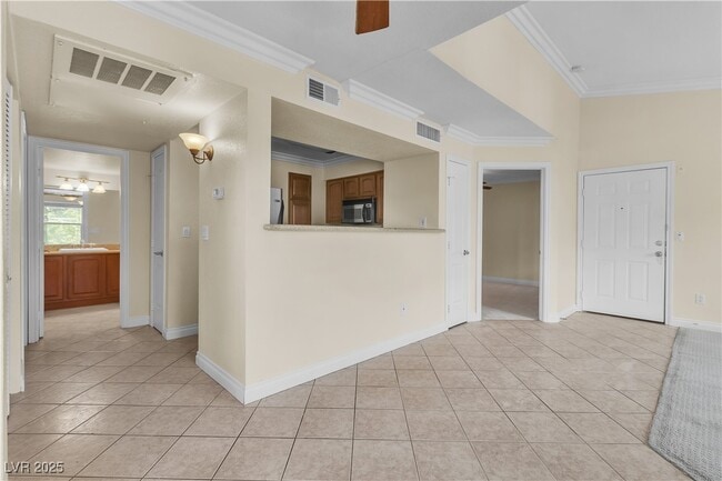 Building Photo - 8101 W Flamingo Rd
