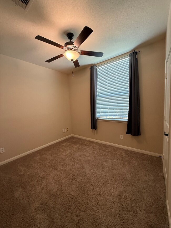 Foto del edificio - 8985 Oval Glass St