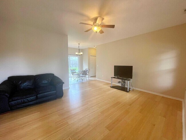 Foto del edificio - 508 W Duncan Dr