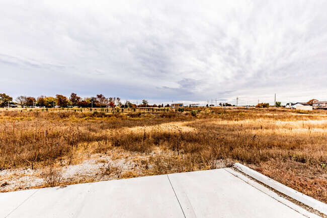 10-2022 - Residences at Waverly Plaza