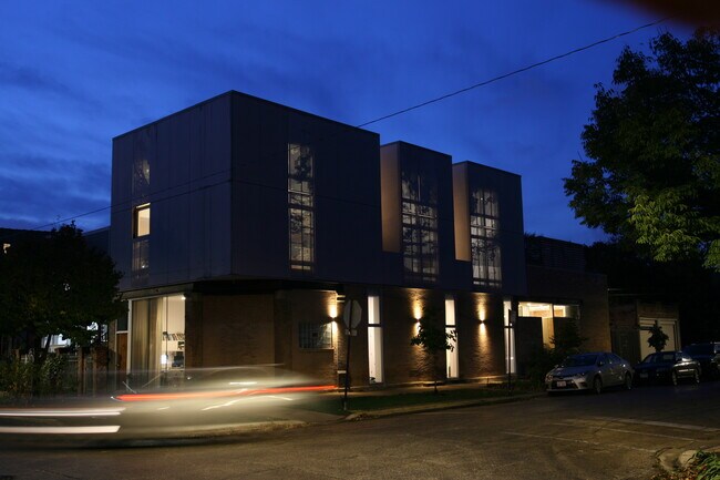 Foto del edificio - 3544 W Palmer St