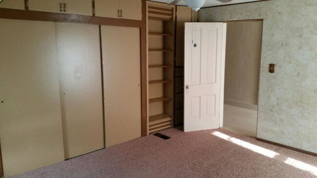 Building Photo - 33635 160th St