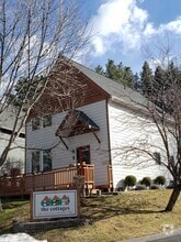 Building Photo - 1415 Pine Cone Rd