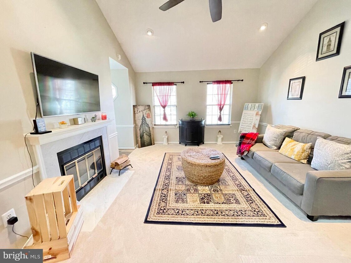 Primary Photo - 12263 Wadsworth Way