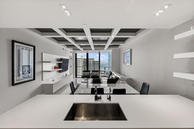 Open Plan - 1300 S Miami Ave