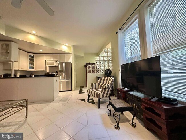 Building Photo - 2403 Shreve Hill Rd