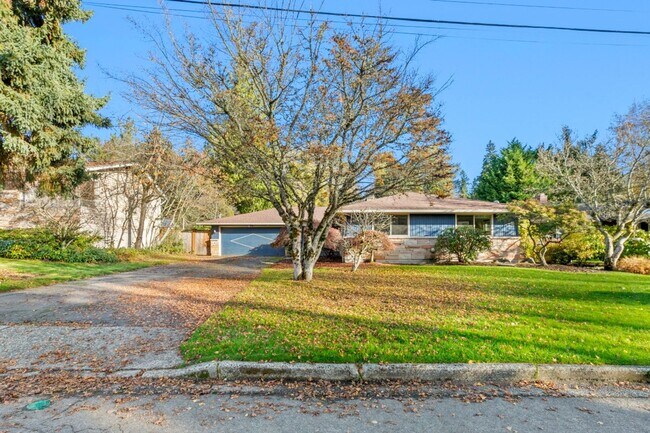 Foto del edificio - 4Bd/1.75Ba Seattle House