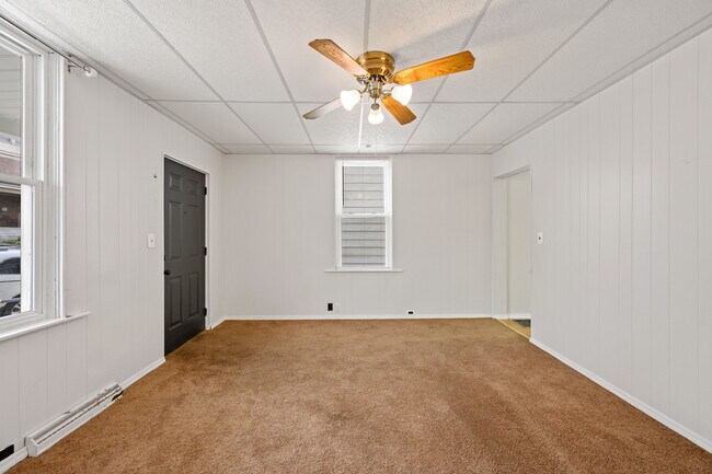 Foto del edificio - 218 Jackson Ave