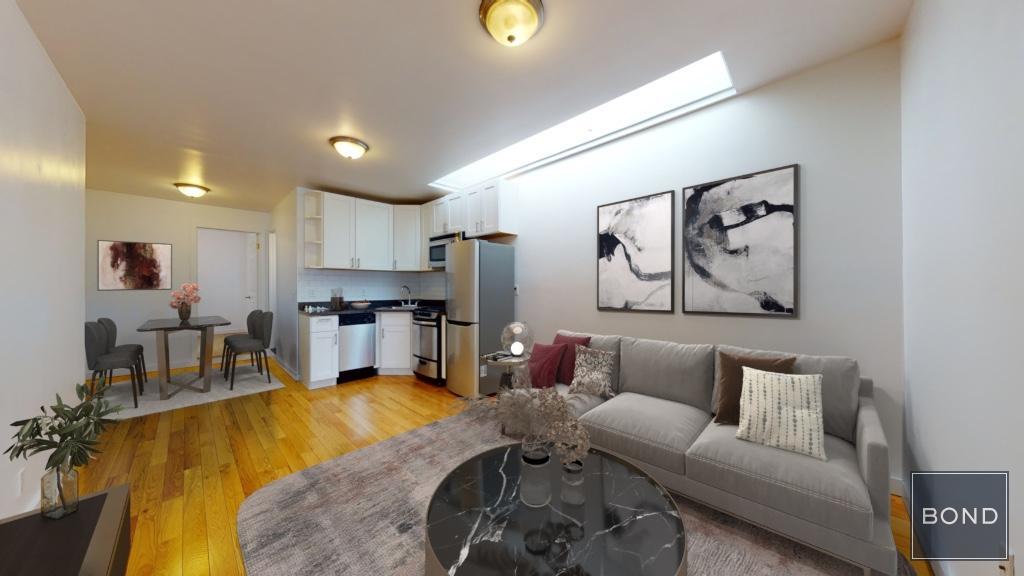 Foto principal - 401 E 78th St
