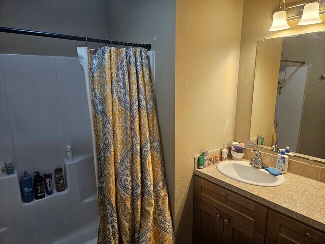 Foto del edificio - 414 8th Ave NW