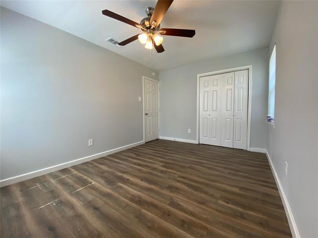 Building Photo - 2313 Roanoke Cir
