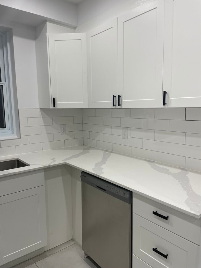 Photo du bâtiment - 5830 De La Côte-Saint-Luc