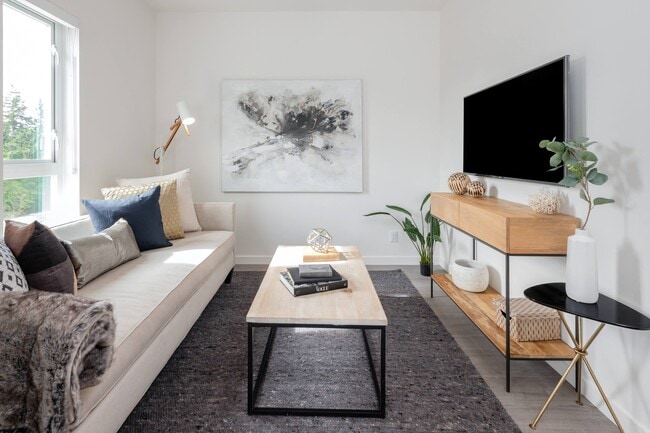 2BR, 2BA - 835 SF - Living Room - Colwood Corners