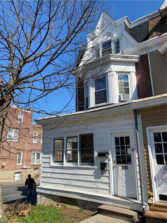 Primary Photo - 201 S Madison St