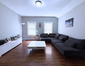 Building Photo - 162 Carteret Ave