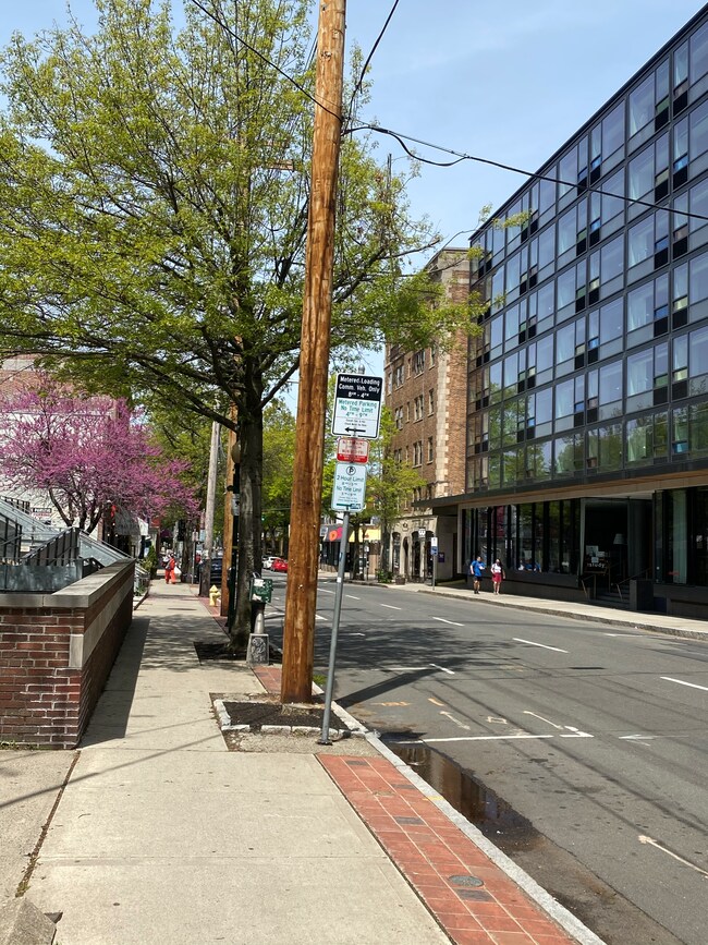 Foto del edificio - 1150 Chapel St