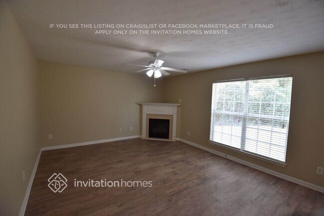 Building Photo - 1027 Lear Dr