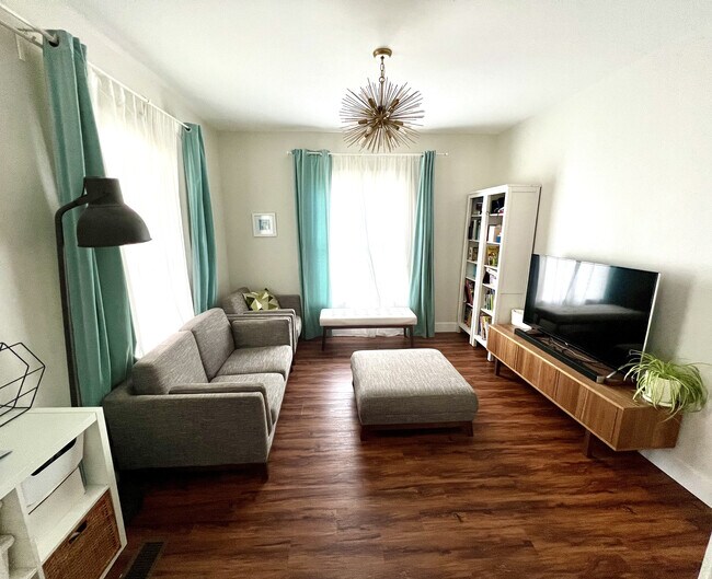 Unit A Living Room - 140 South St