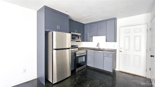 Building Photo - 511 Lotto Ln