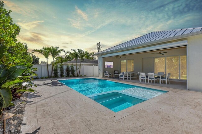 Foto del edificio - 609 93rd Ave N