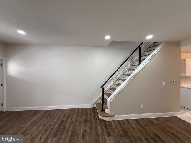 Foto del edificio - 5612 Rodman St