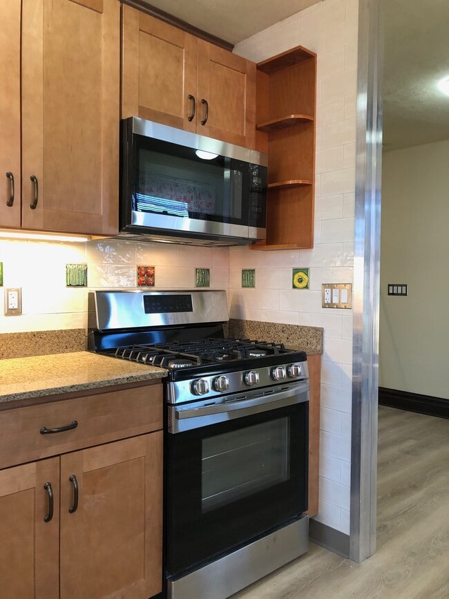 Art tiles - 1308A Tower Grove Ave