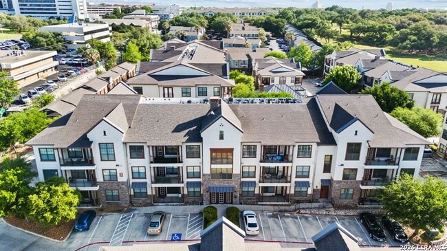 Building Photo - 7342 Oak Manor Dr