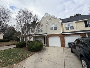 Building Photo - 5106 Bartholomew's Ln