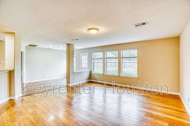 Foto del edificio - 9410 Stoneridge Canyon Ln