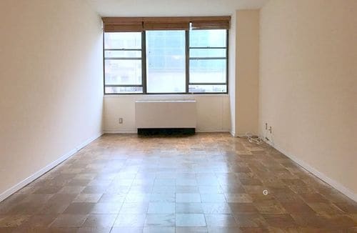 Primary Photo - 303 E 45th St
