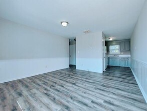 Building Photo - 4137 Sunset Ave