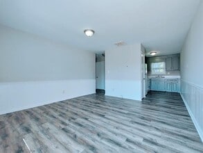 Building Photo - 4137 Sunset Ave