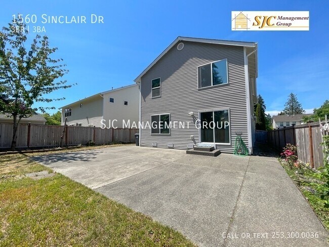 Foto del edificio - 1560 Sinclair Dr