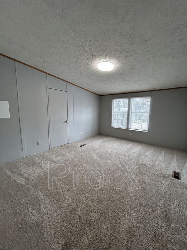 Foto del edificio - 1116 W 1st St